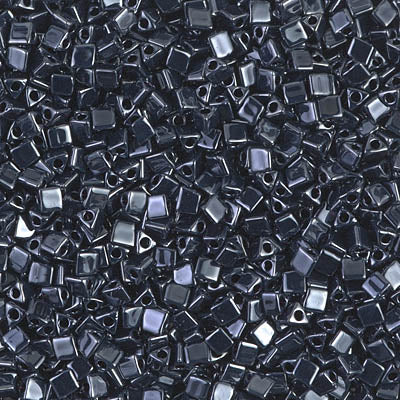 #451 Gunmetal 8° Sharp Triangle
