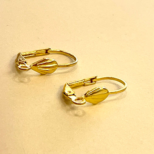 Shell Leverback Earrings