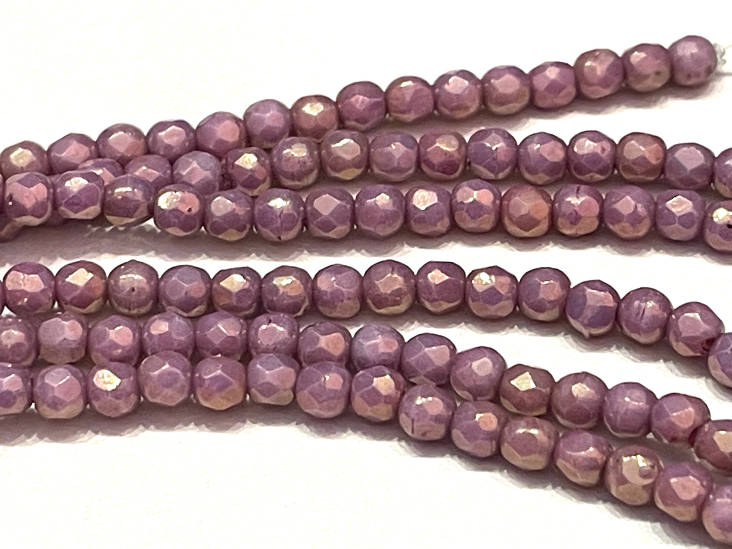 3mm Chalk Violet Luster