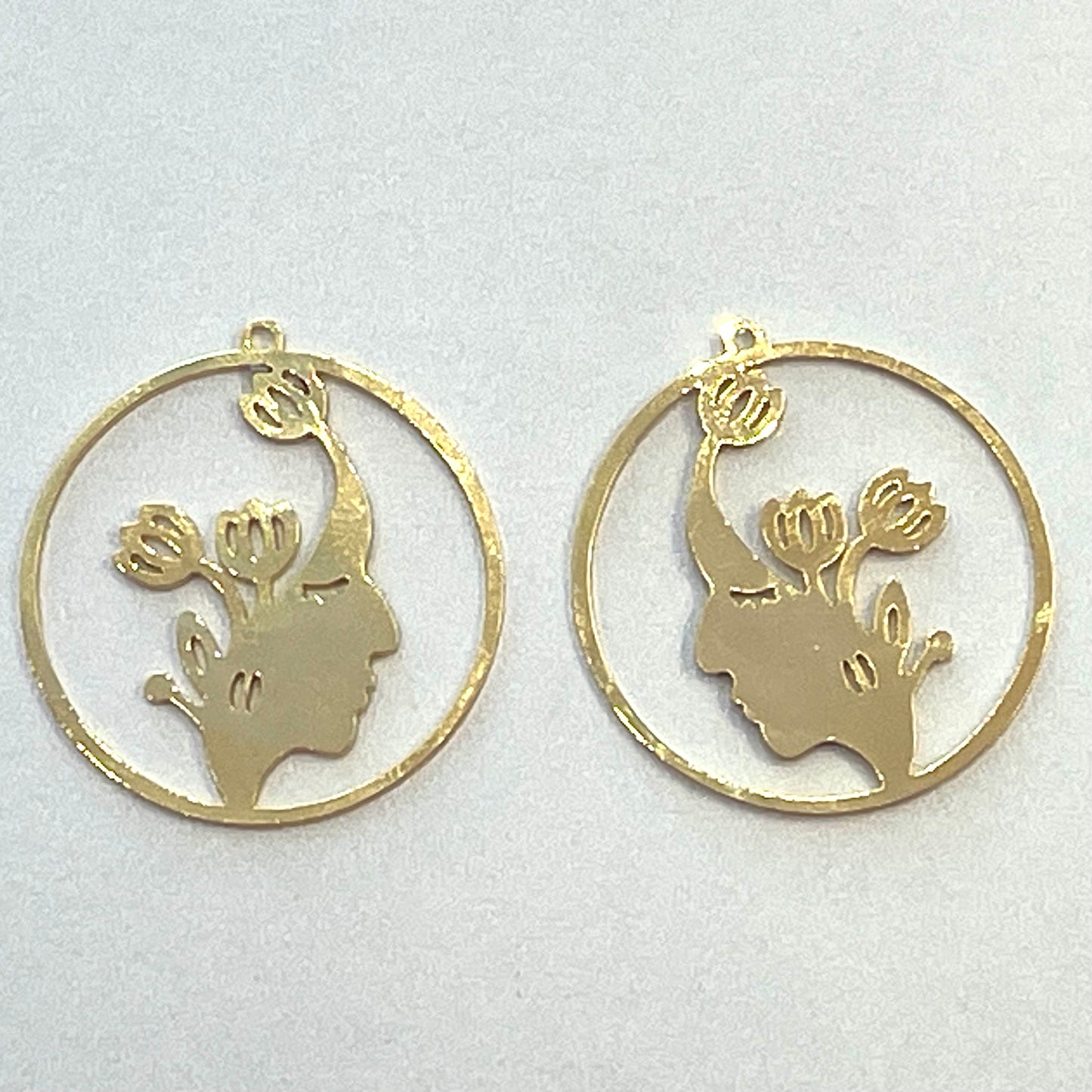 30mm Gold Plated Laser Cut Face
