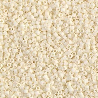 DB352 Matte Opaque Cream