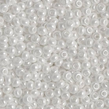46102 Opaque White Luster 8* 15 grams