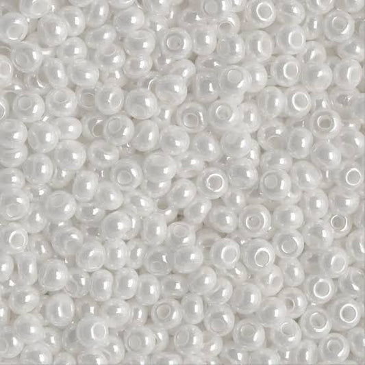 46102 Opaque White Luster 8* 15 grams